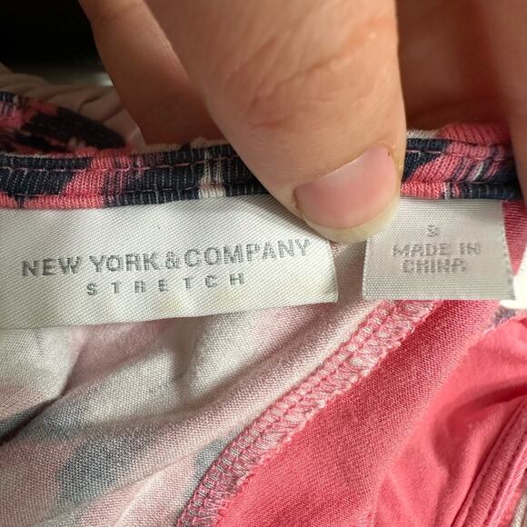 New York & Company High Neck Maxi Dress in Pink Geometric Pattern S/M - Picture 9 of 10